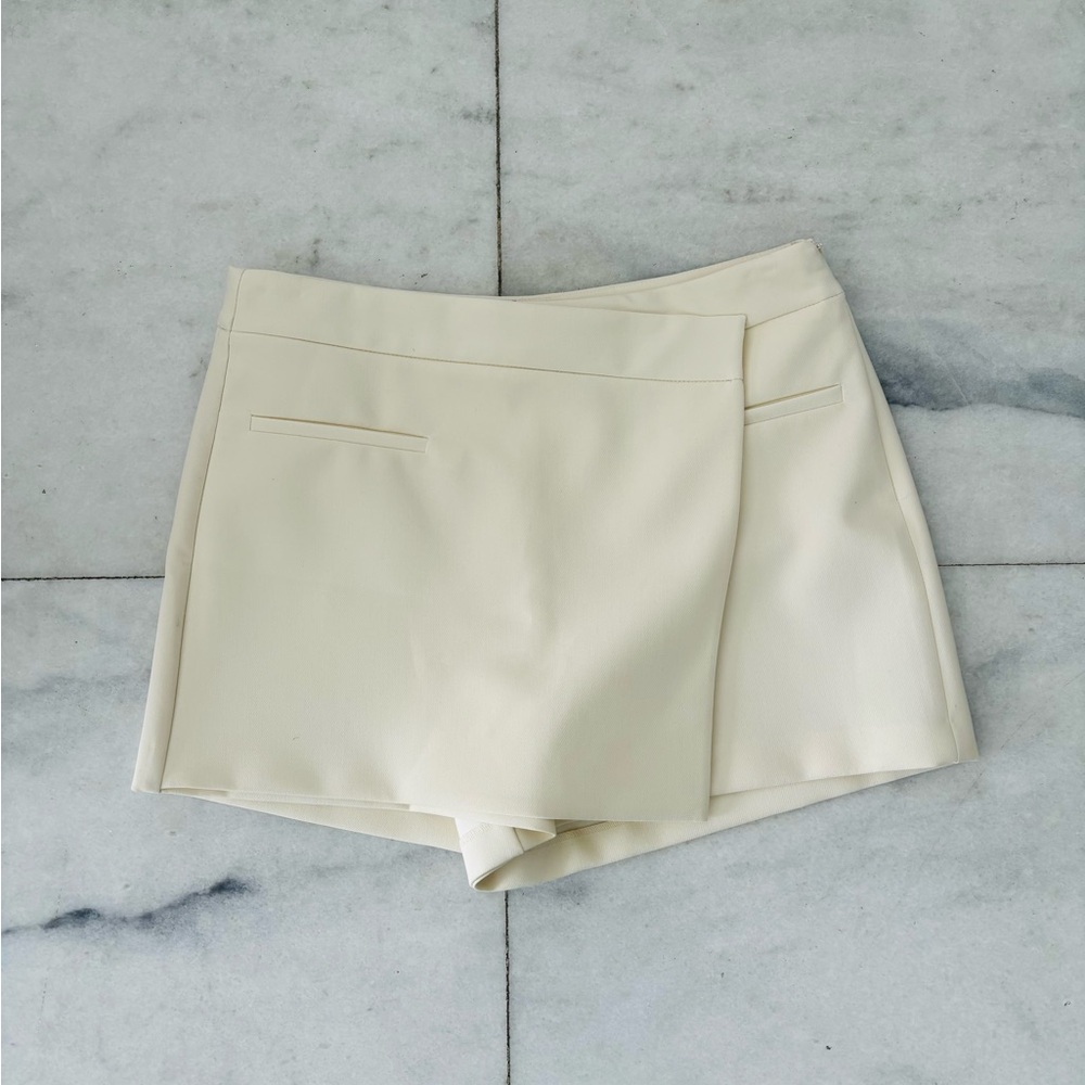 Zara Off-White Tailored Skort - Picture 3 of 12